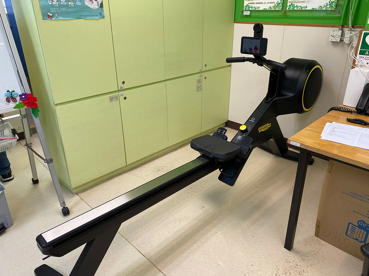 再向麥理浩夫人中心捐贈復康器材